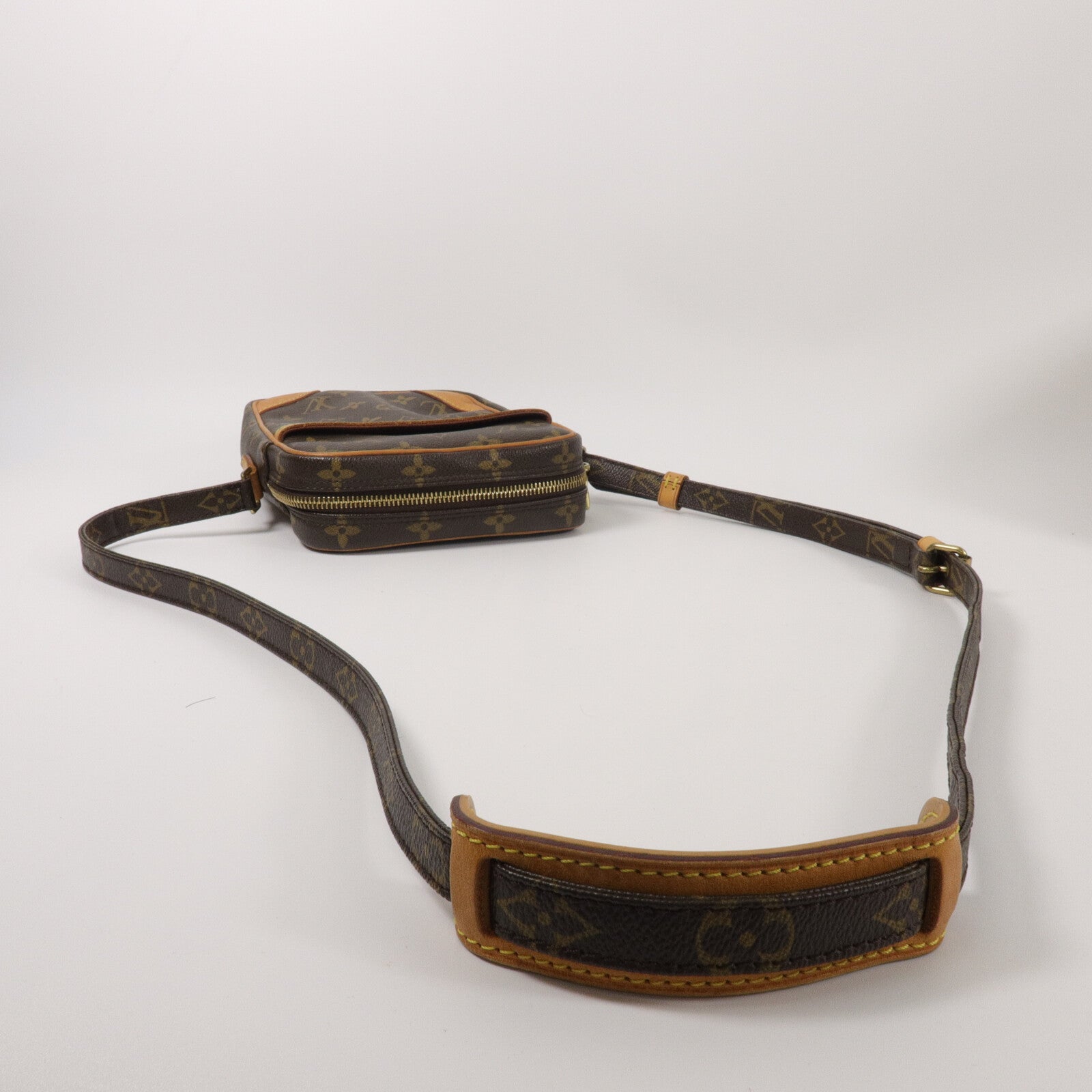 LOUIS VUITTON LV GHW Danube Shoulder Bag M45266 Monogram Brown